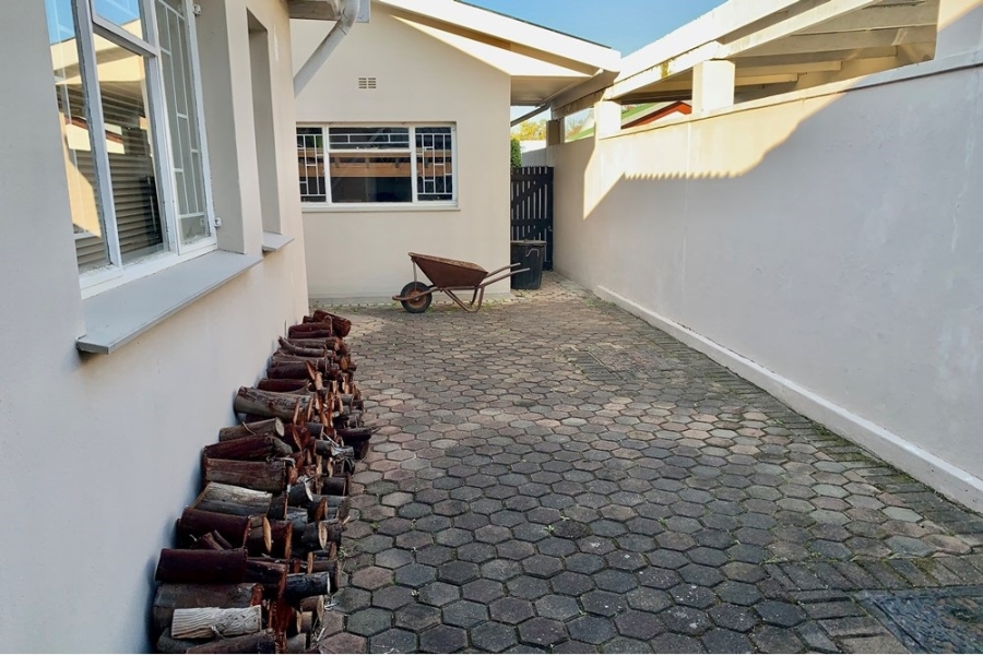 3 Bedroom Property for Sale in Bodorp Western Cape